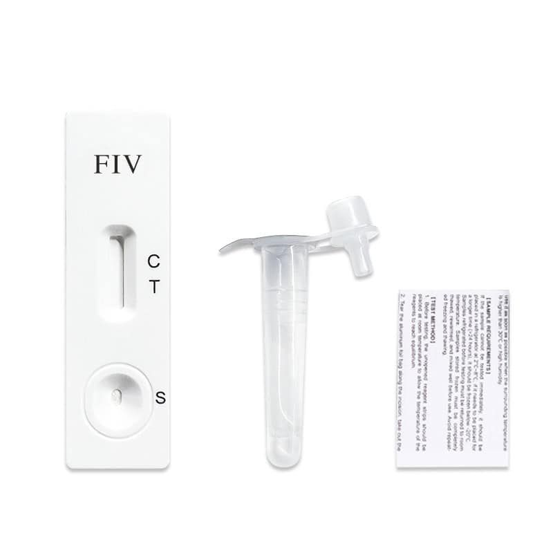 FIV-testkit voor katten: testcassette, monsterbuisje en instructies.