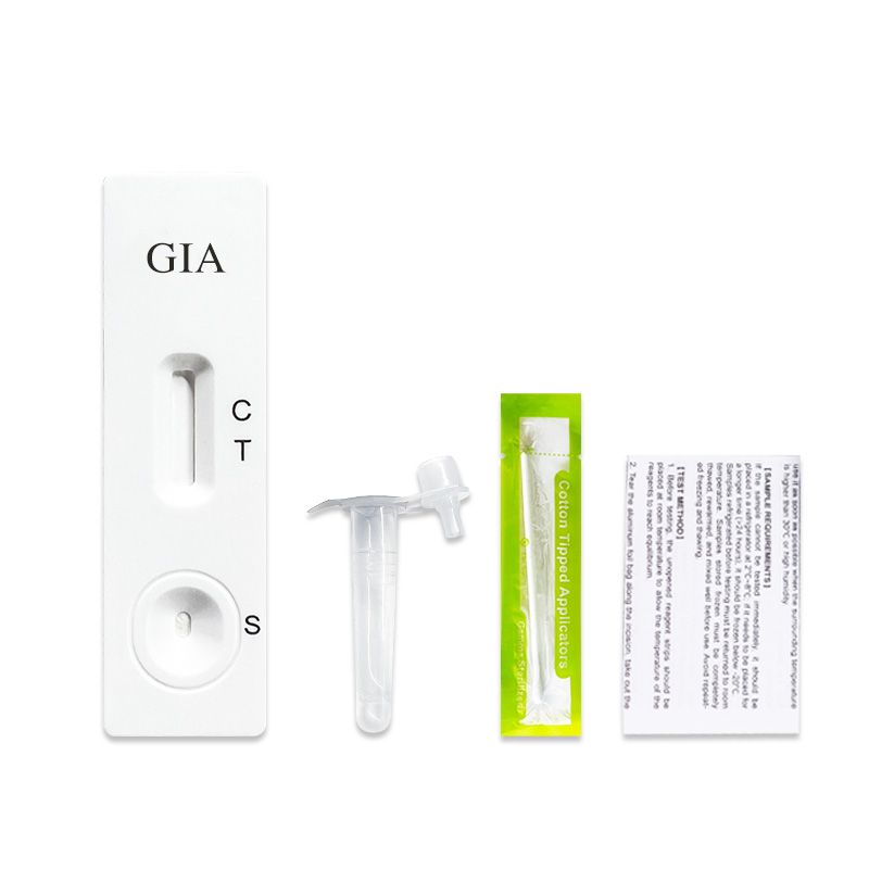 Giardia-antigeentestkit met teststrip, applicator en instructies. De teststrip toont de letters GIA, C, T en S.