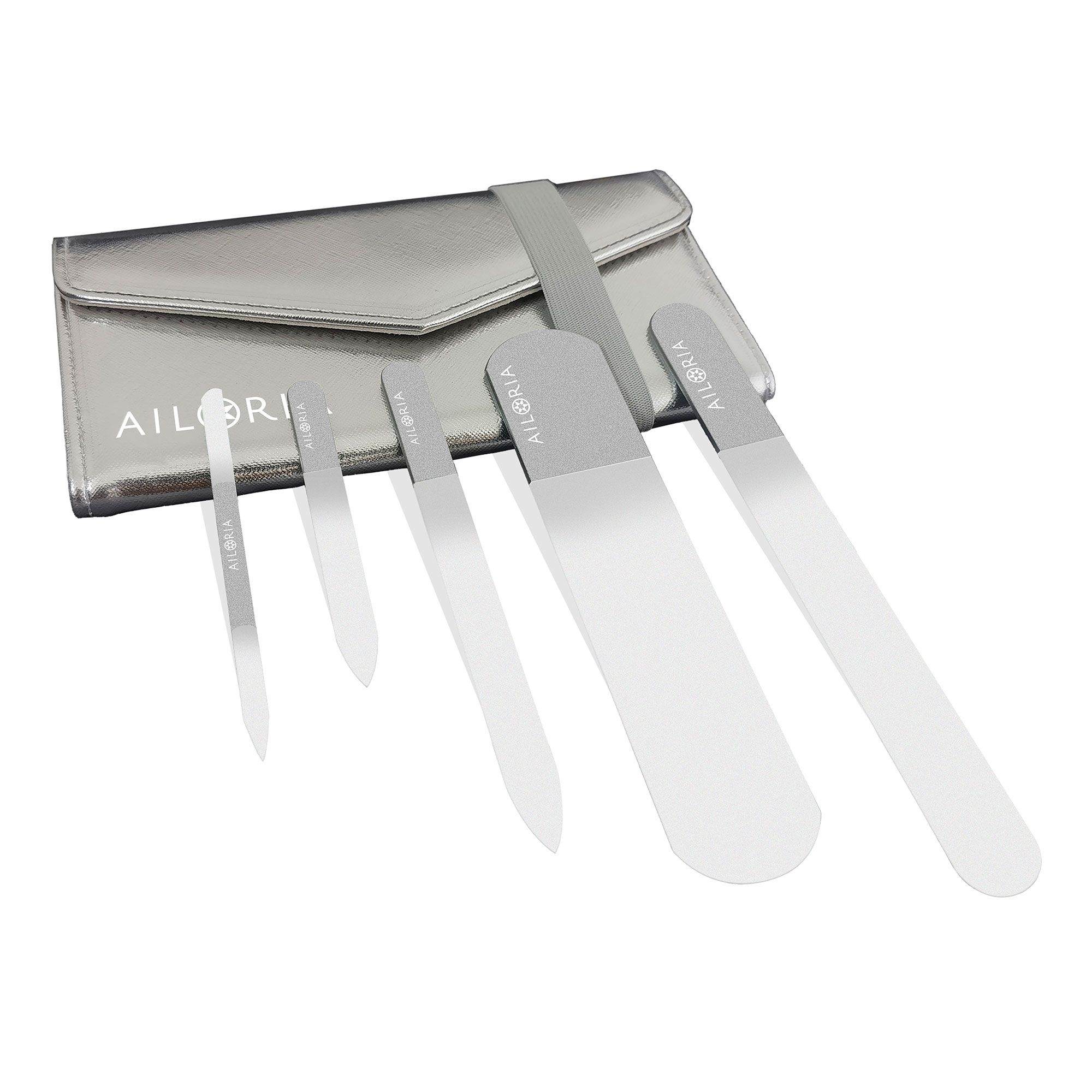 Set AILORIA CONTOUR LUXE avec étui et 5 limes. Logo AILORIA sur chaque lime. Étui et limes argentés.