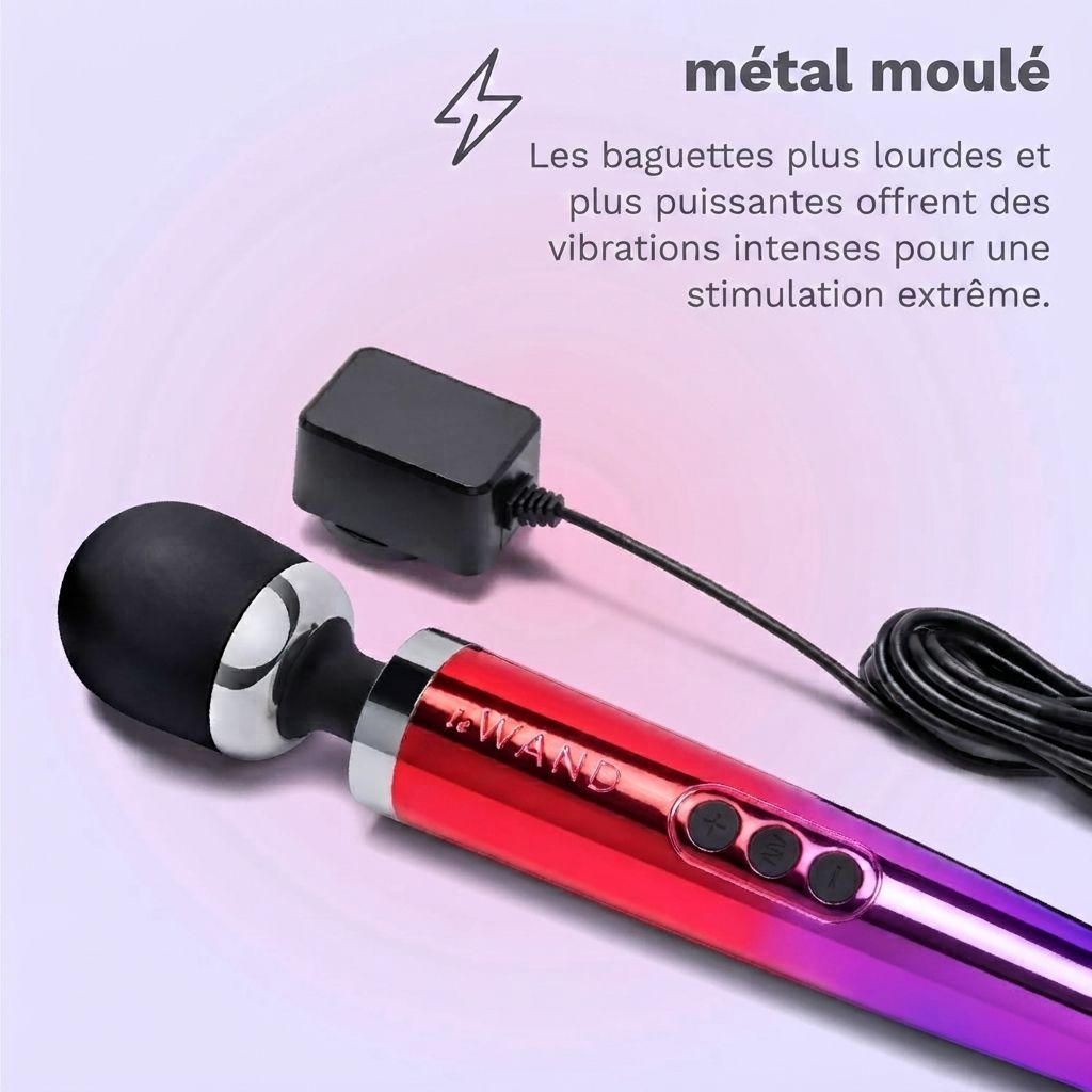 Masseur « Diecast Plug-In » dégradé rouge-violet avec adaptateur secteur.