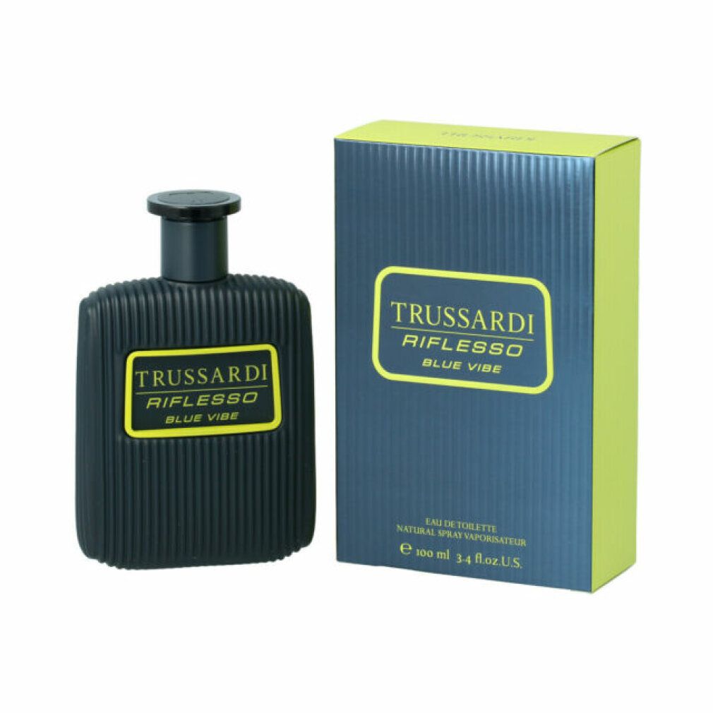Flacon bleu foncé Trussardi Riflesso Blue Vibe Eau de Toilette à texture côtelée et étiquette jaune. Boîte assortie à côté.