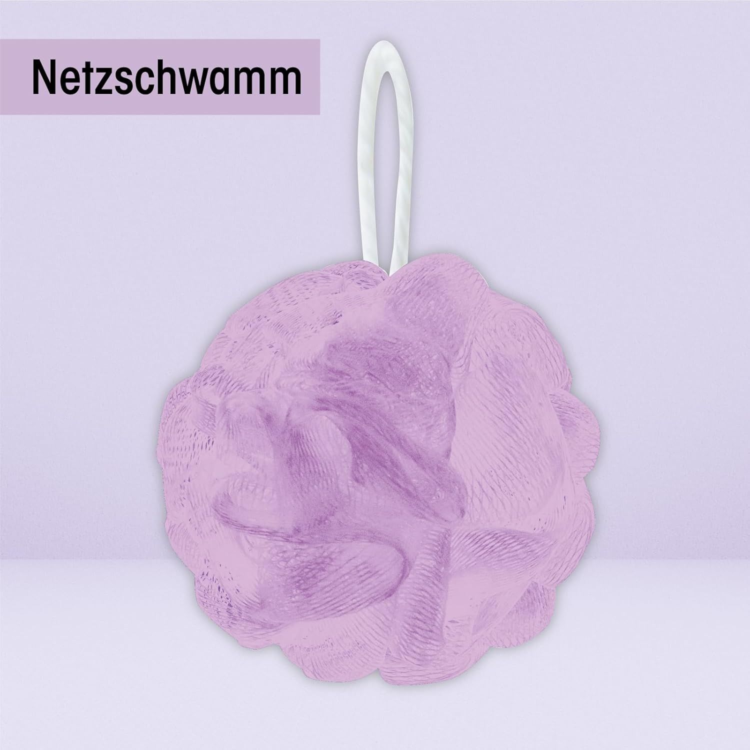 Éponge de bain violette avec boucle de suspension. Forme ronde, à mailles grossières.