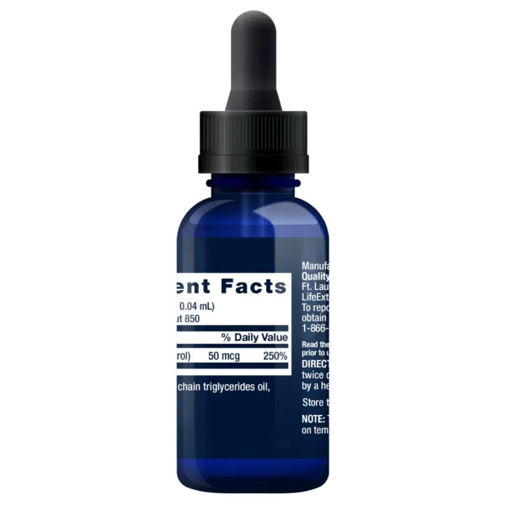 Arrière d'un flacon en verre bleu avec compte-gouttes, avec informations nutritionnelles et instructions d'utilisation pour Life Extension Liquid Vitamin D3.