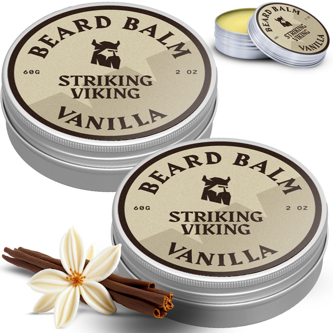 Deux boîtes de baume à barbe vanille, une ouverte, avec bâtons de cannelle et fleur de vanille.