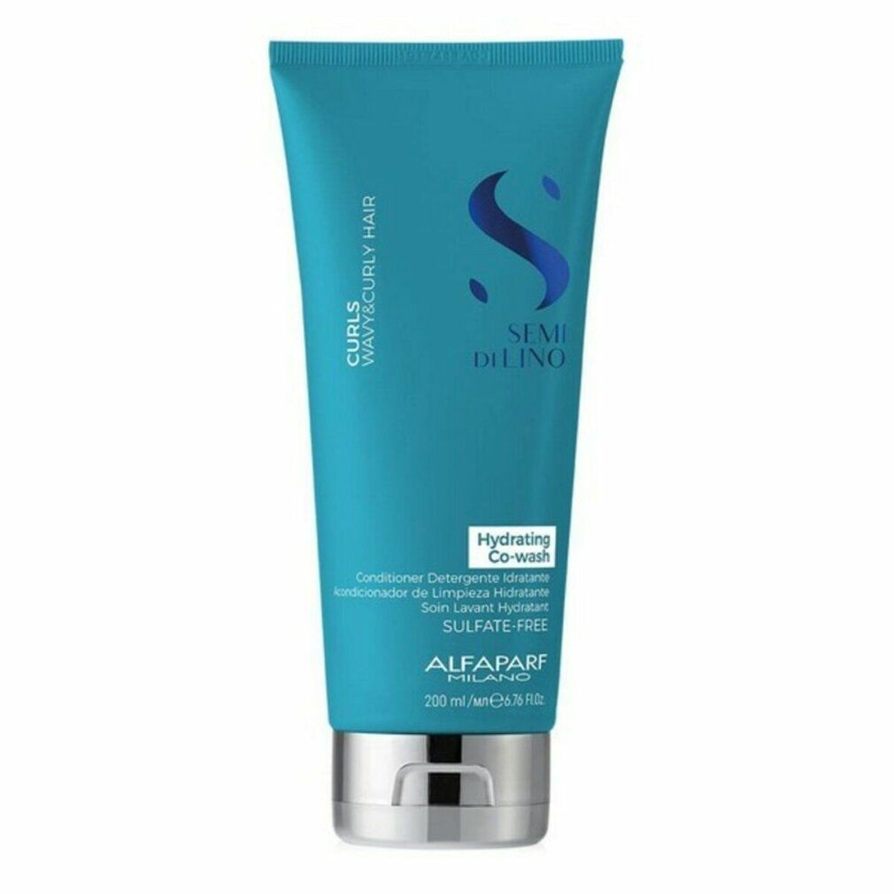 Turquoise tube met zilveren dop voor golvend en krullend haar. Bevat 200 ml.