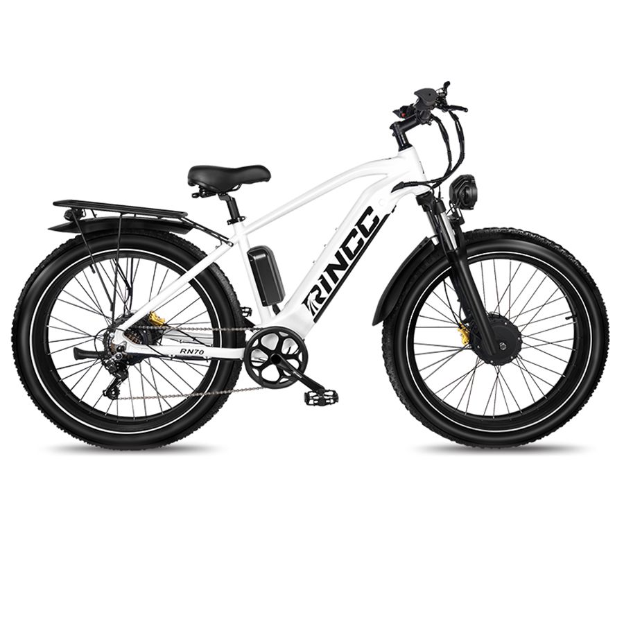 VTT électrique blanc Rincc RN70. Pneus noirs, porte-bagages, phare et batterie. Logo Rincc.