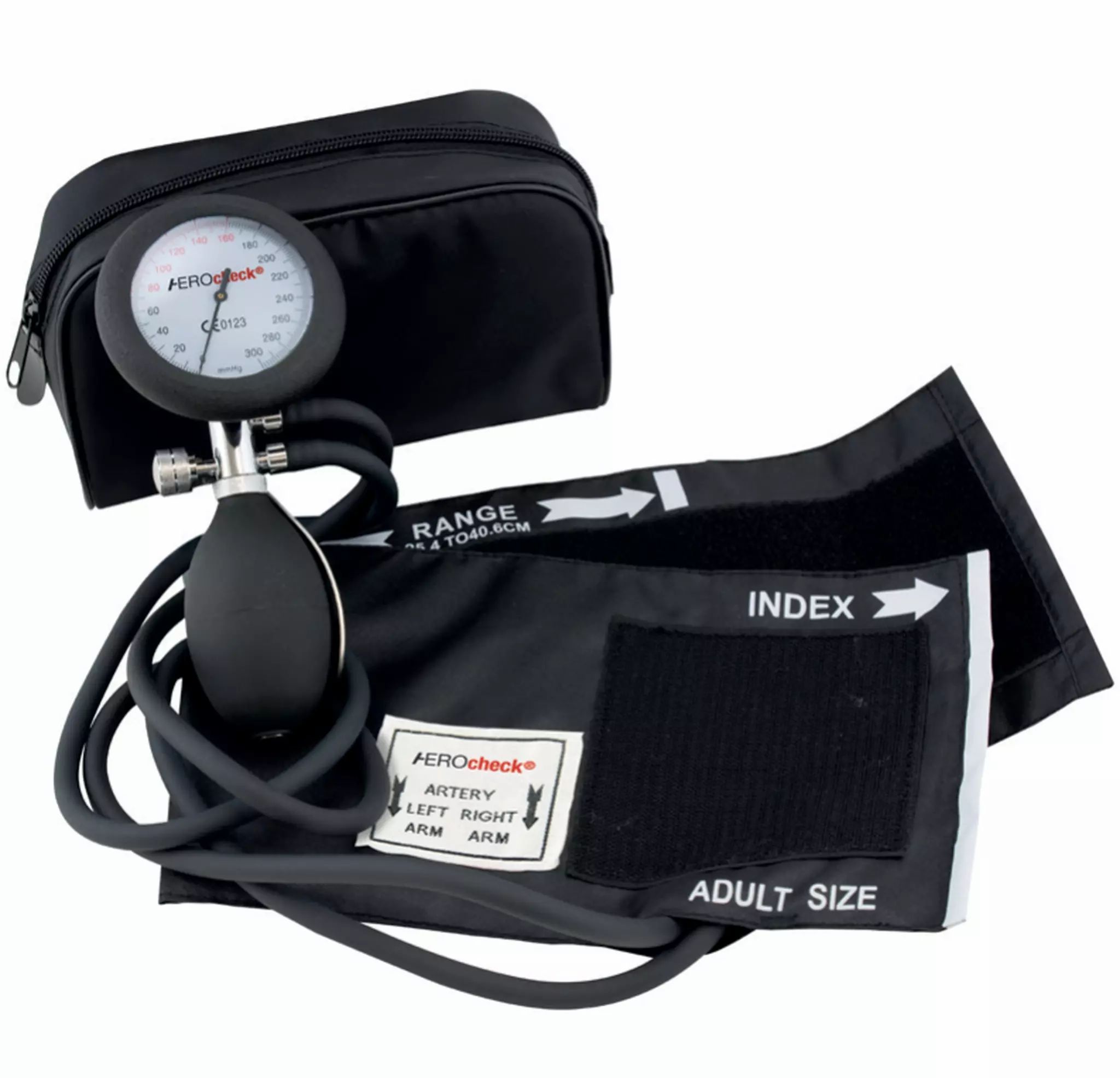 Zwarte bloeddrukmeter met manchet, manometer, pomp en tas. Op de manchet staat "ADULT SIZE" en "AEROcheck".