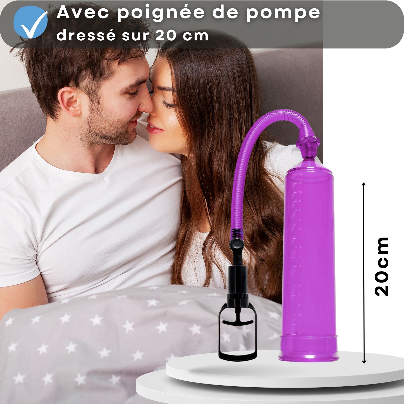 Pompe à pénis violette, avec poignée et tuyau. Cylindre gradué. Poignée noire. Couple au lit. 20cm.
