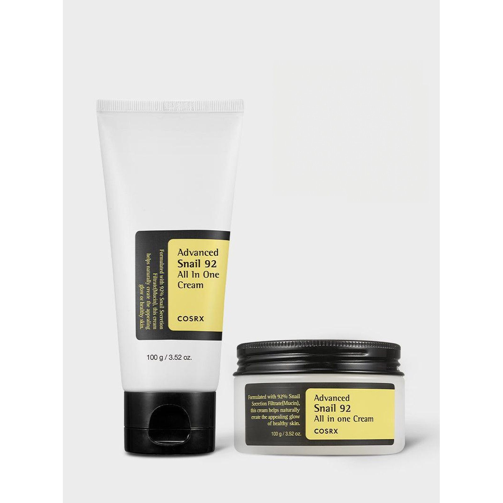 Tube blanc avec bouchon noir, contient la crème COSRX Advanced Snail 92 All In One, 100g.