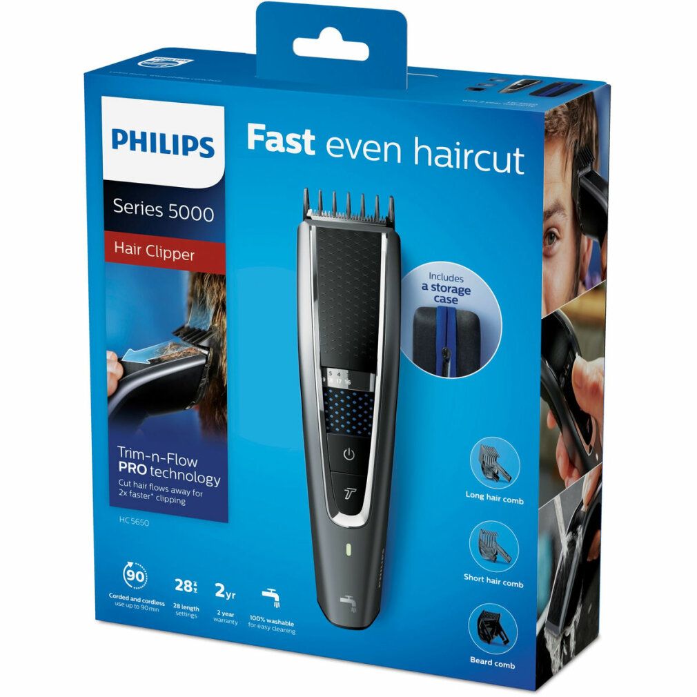 Boîte de tondeuse Philips Series 5000 sur fond bleu. Comprend une tondeuse, des sabots et une pochette de rangement.