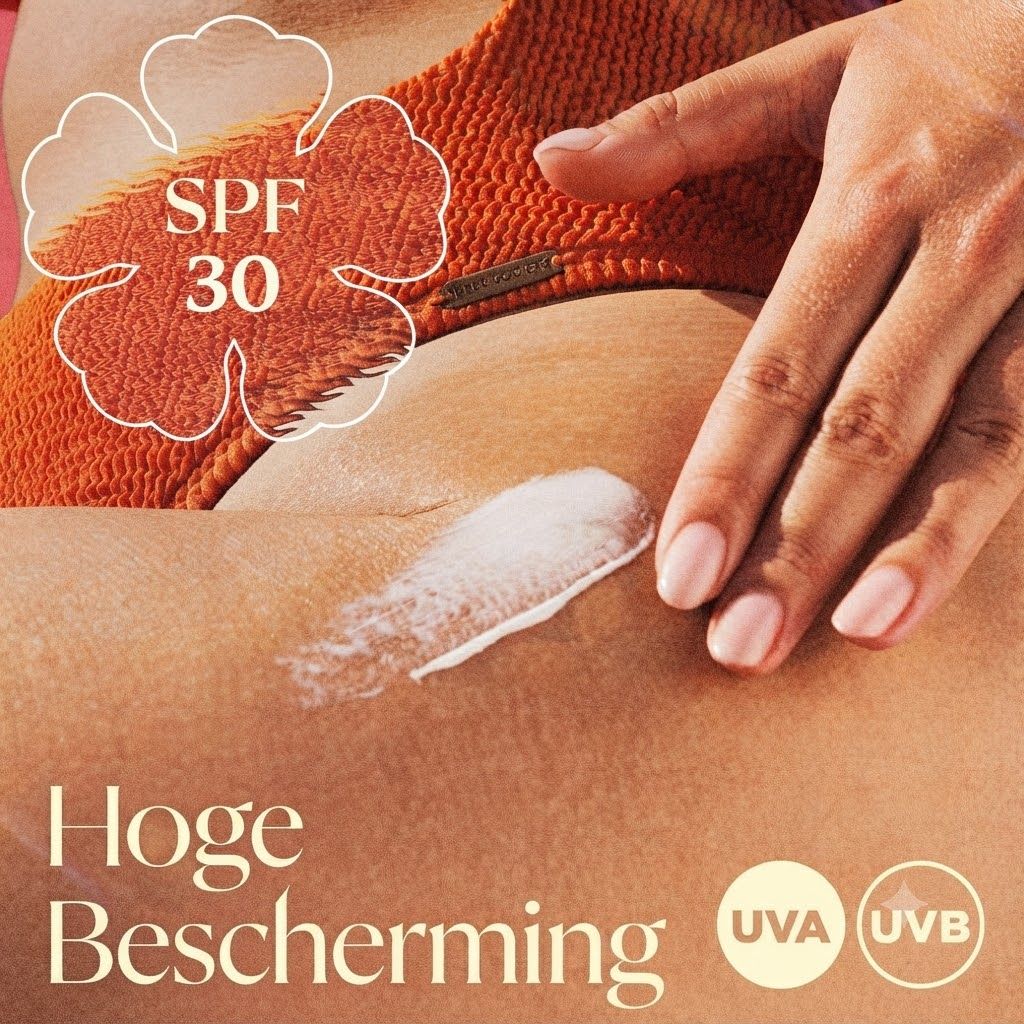Zonnebrandcrème SPF 30 wordt op de huid aangebracht. UVA/UVB-bescherming.