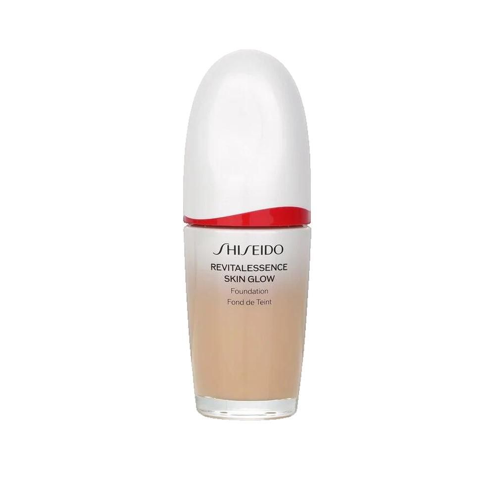 Foundationflesje met witte dop en rode accenten. Opschrift: Shiseido Revitalessence Skin Glow Foundation.