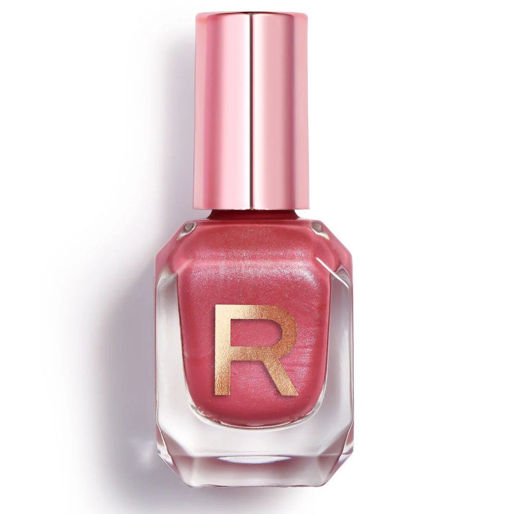 Een flesje glinsterende nagellak in roségoud met een gouden 'R'-logo en een roségouden dop.