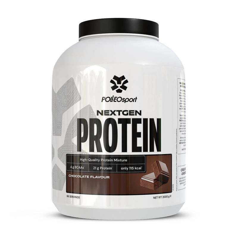 Pot blanc avec couvercle noir. Inscription : NEXTGEN PROTEIN, CHOCOLATE FLAVOUR. Contient 21g de protéines et 115 kcal.