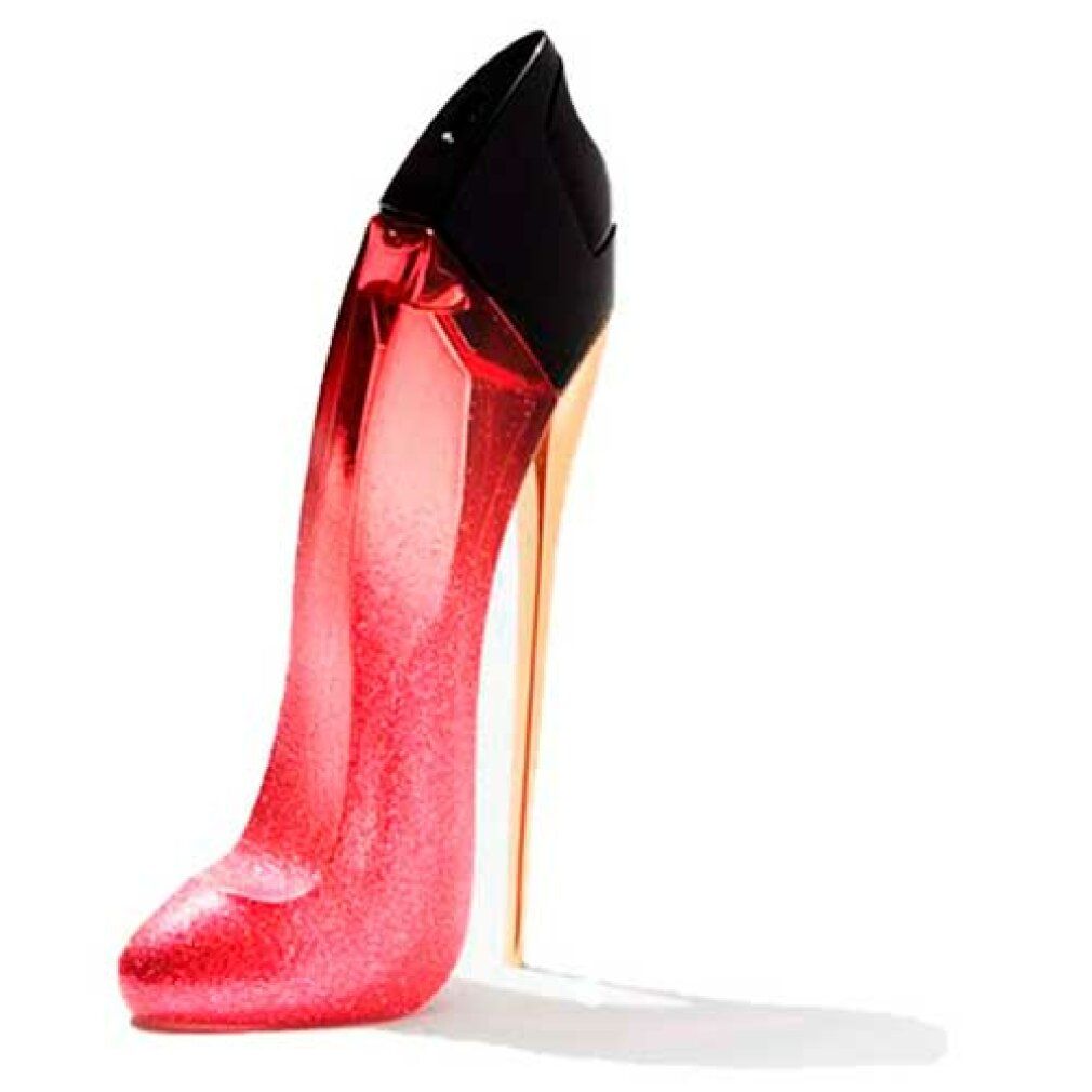 Flacon de parfum Carolina Herrera Very Good Girl Glam en forme de chaussure sur fond blanc.