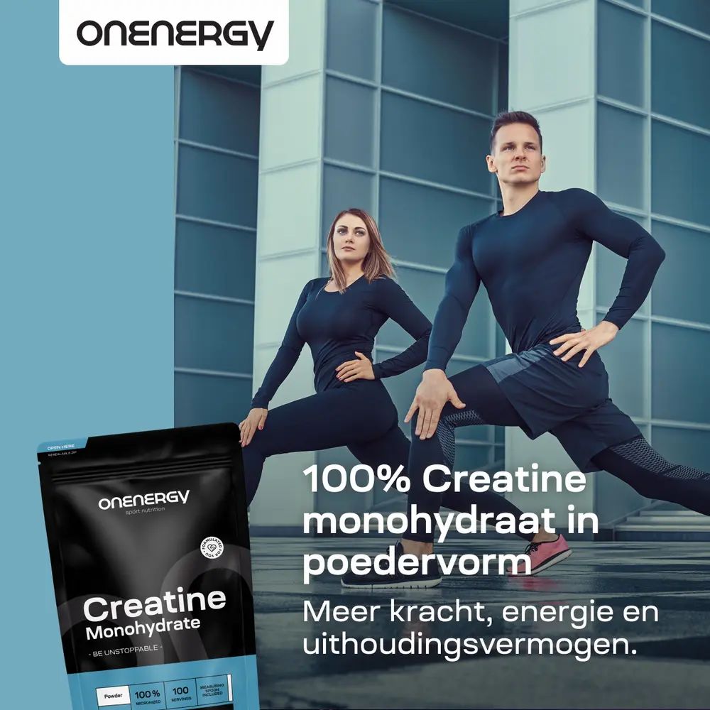 Twee mensen trainen buiten. OnEnergy Creatine Monohydrate zak. Tekst: 100% creatine monohydraat in poedervorm.