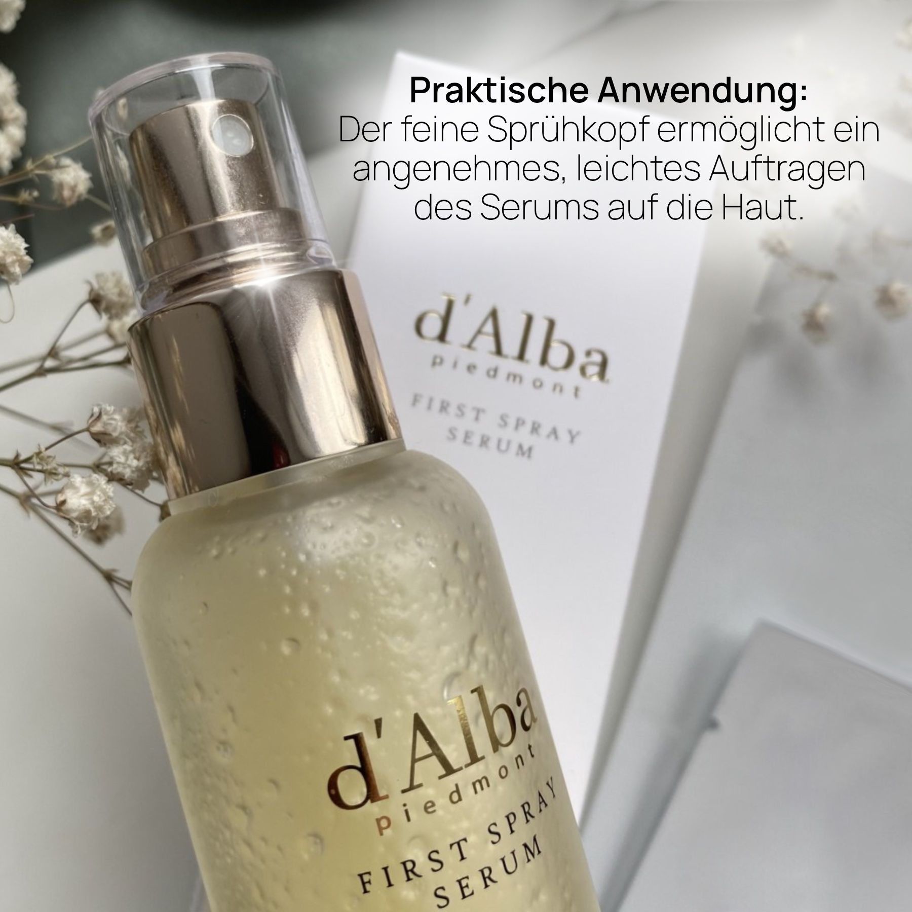 Sprayfles met d'Alba Piedmont First Spray Serum. Gouden spuitkop en etiket.