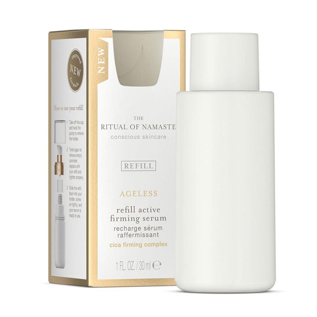 Wit serumflesje met witte dop en kartonnen verpakking. Opschrift: Ageless, refill active firming serum.