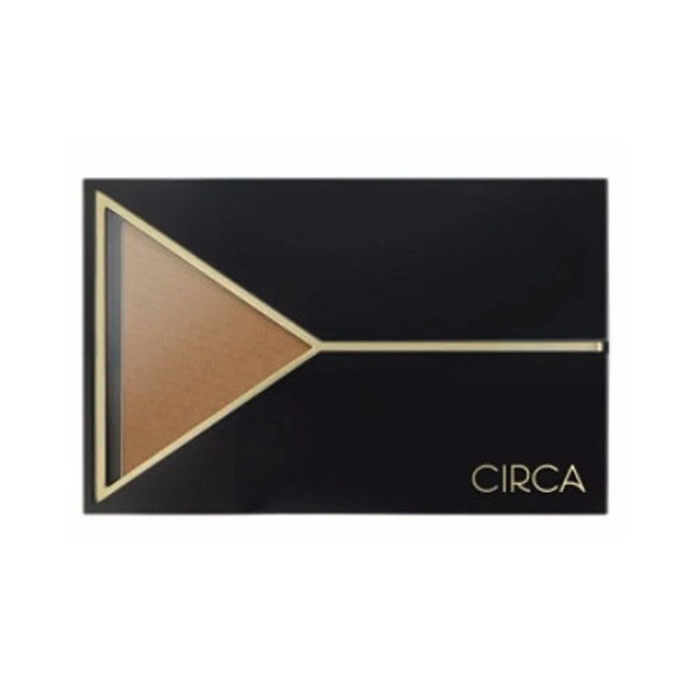 Zwarte cosmetica palette met gouden accenten en een bruin poedergedeelte. De merknaam CIRCA is zichtbaar.