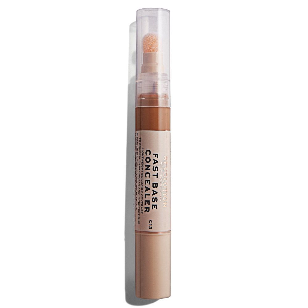 Concealer en bâton avec applicateur éponge. Inscription: Fast Base Concealer, teinte C13. Dégradé de marron clair à beige.