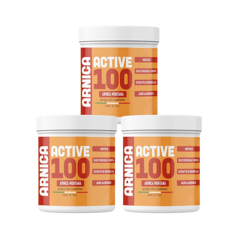 Drie witte potten met oranje etiketten. De etiketten tonen "ARNICA ACTIVE 100". 