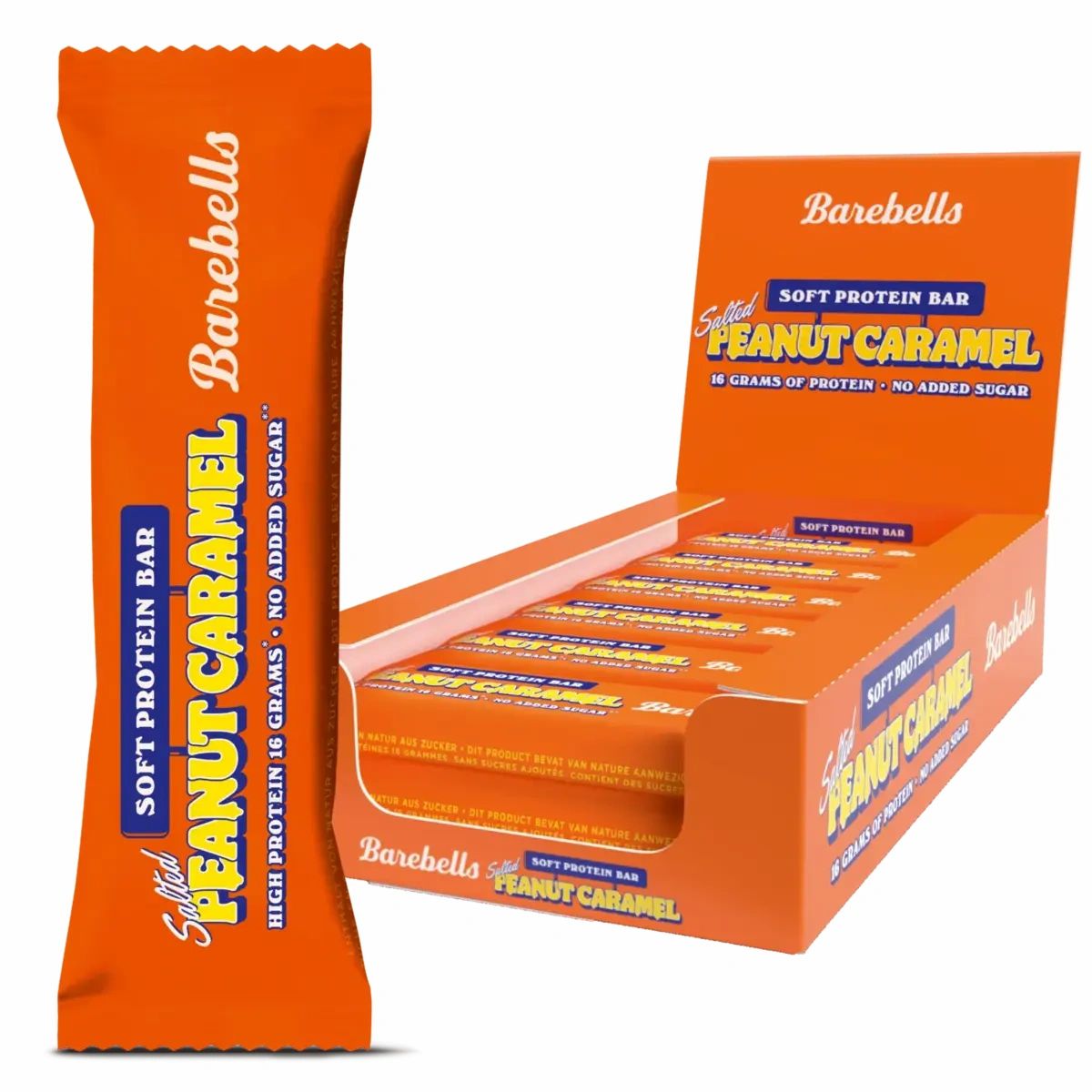 Barre protéinée Barebells "Salted Peanut Caramel" emballage orange, avec une boîte ouverte de barres à côté.