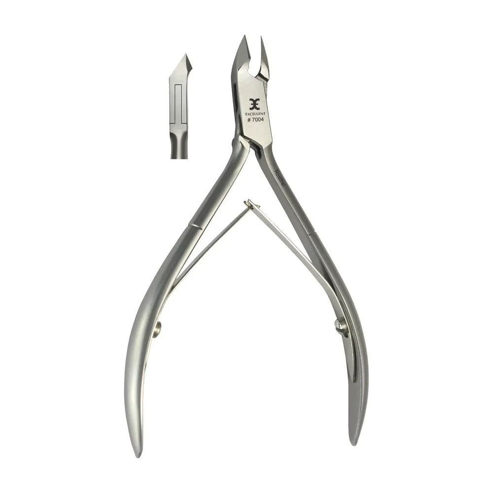 Pince à cuticules en acier inoxydable avec lame fine et pointue et ressort de rappel intégré.