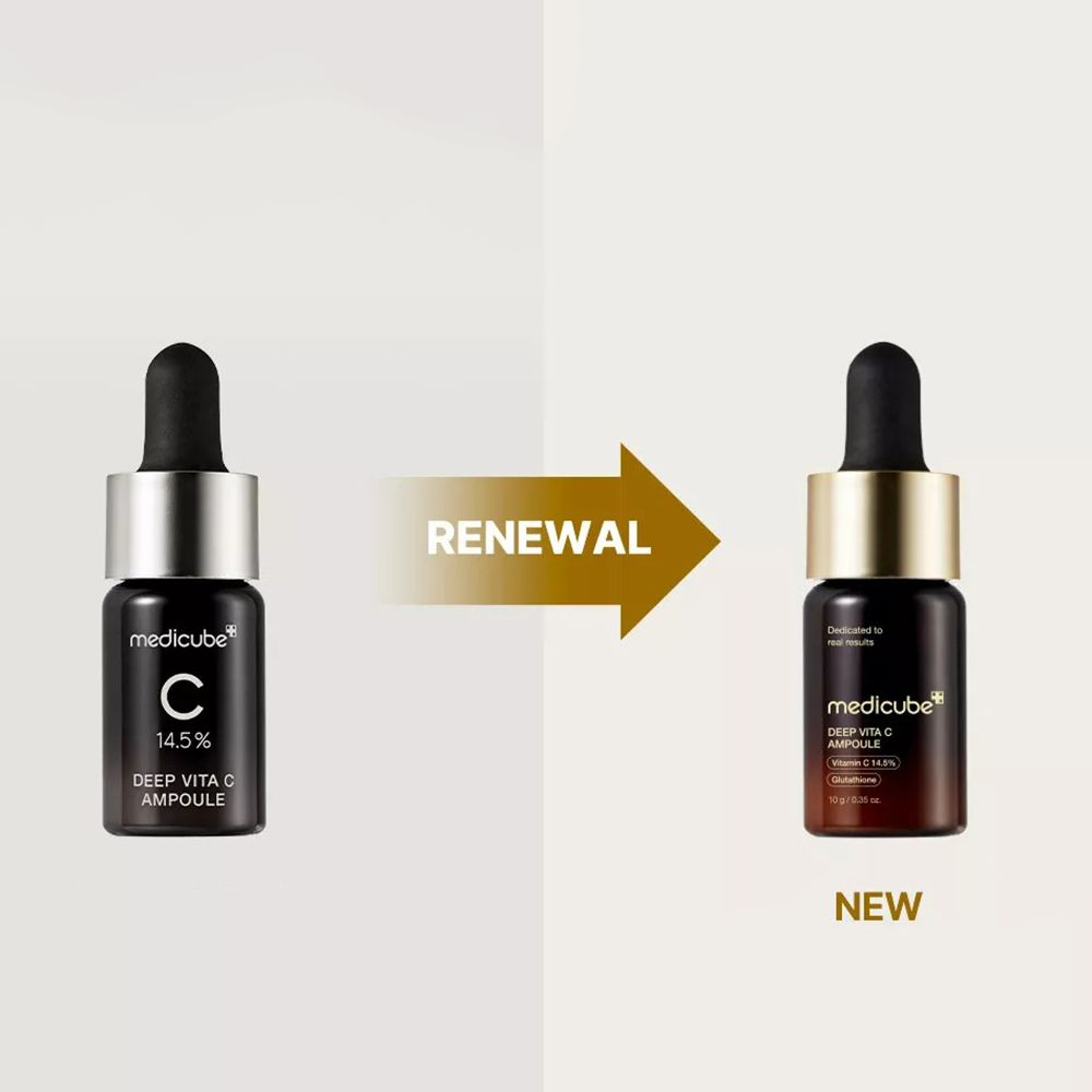 Twee flesjes MEDICUBE Deep Vita C Ampoule. Eén oud, één nieuw. Tekst: Renewal, New. Gouden pipet.