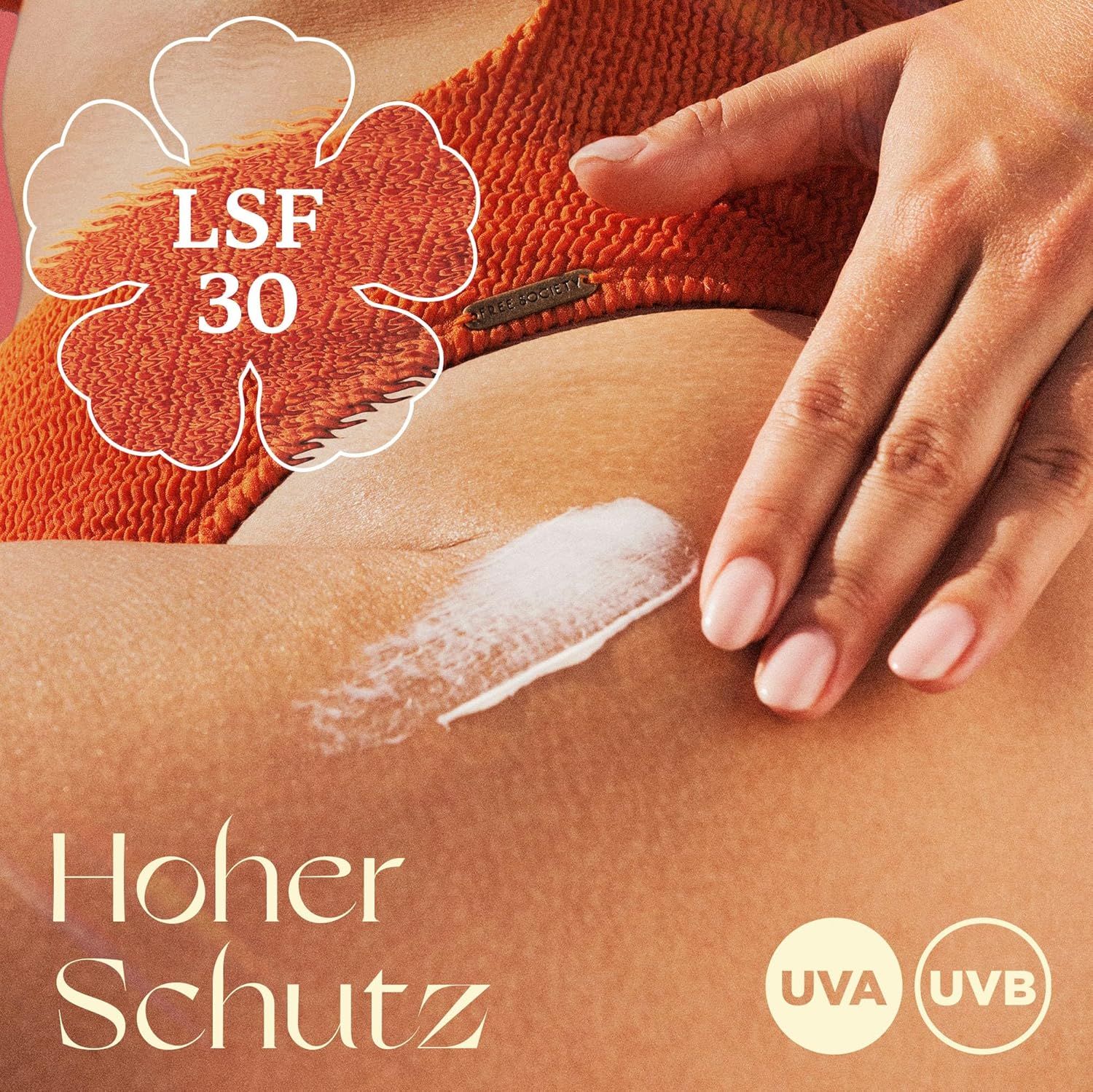 Peau enduite de crème solaire. Texte: Haute protection UVA & UVB. SPF 30. Inscription: UVA UVB.