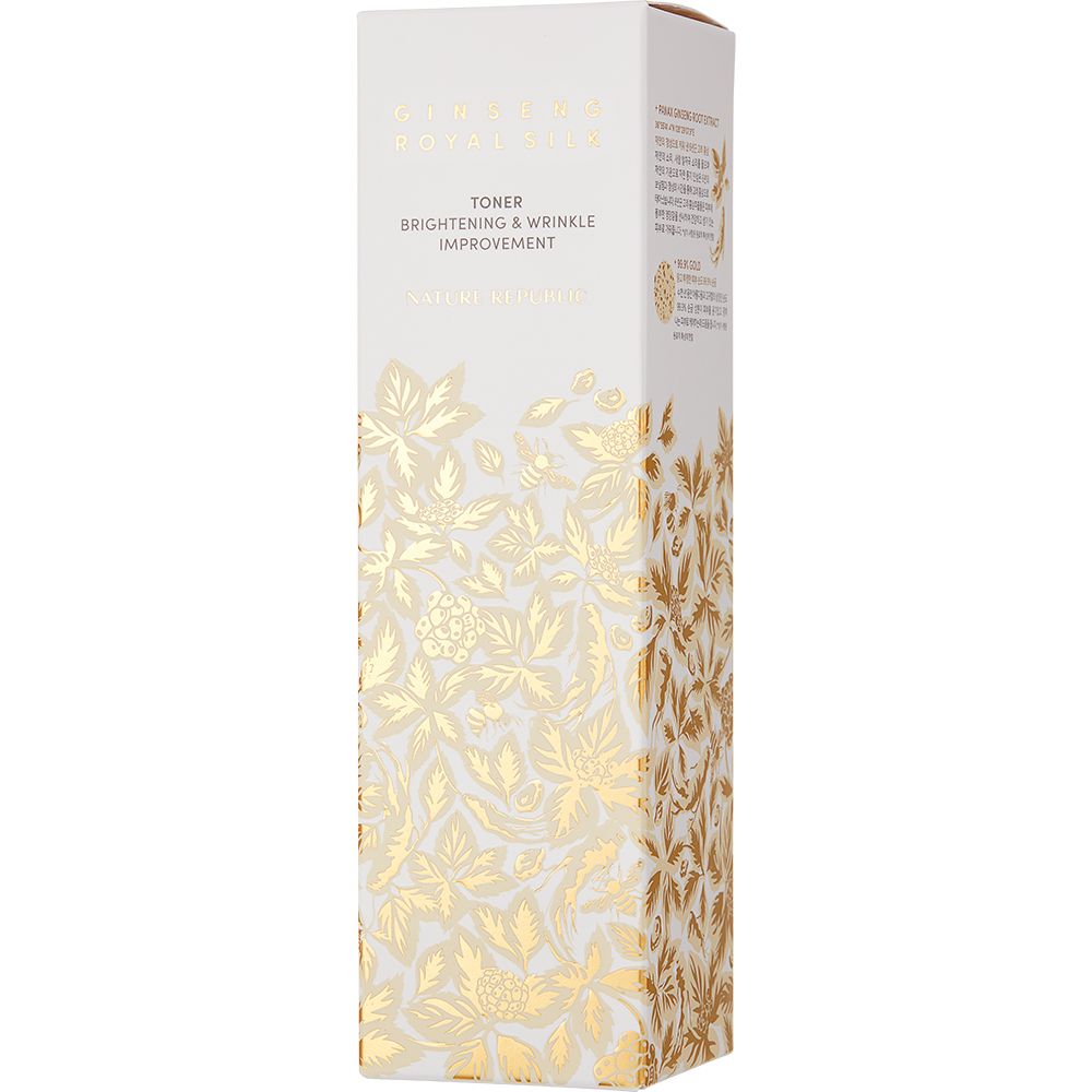 Emballage rectangulaire haut avec motifs floraux dorés. Texte: Ginseng Royal Silk Toner, Brightening & Wrinkle Improvement.
