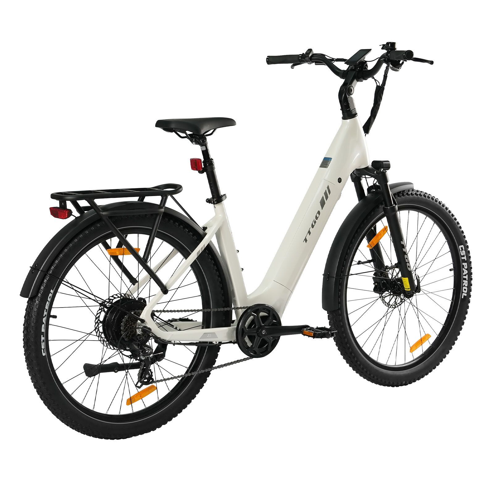 Vélo électrique blanc avec pneus noirs. Porte-bagages, garde-boue et freins à disque hydrauliques. Détails noirs.