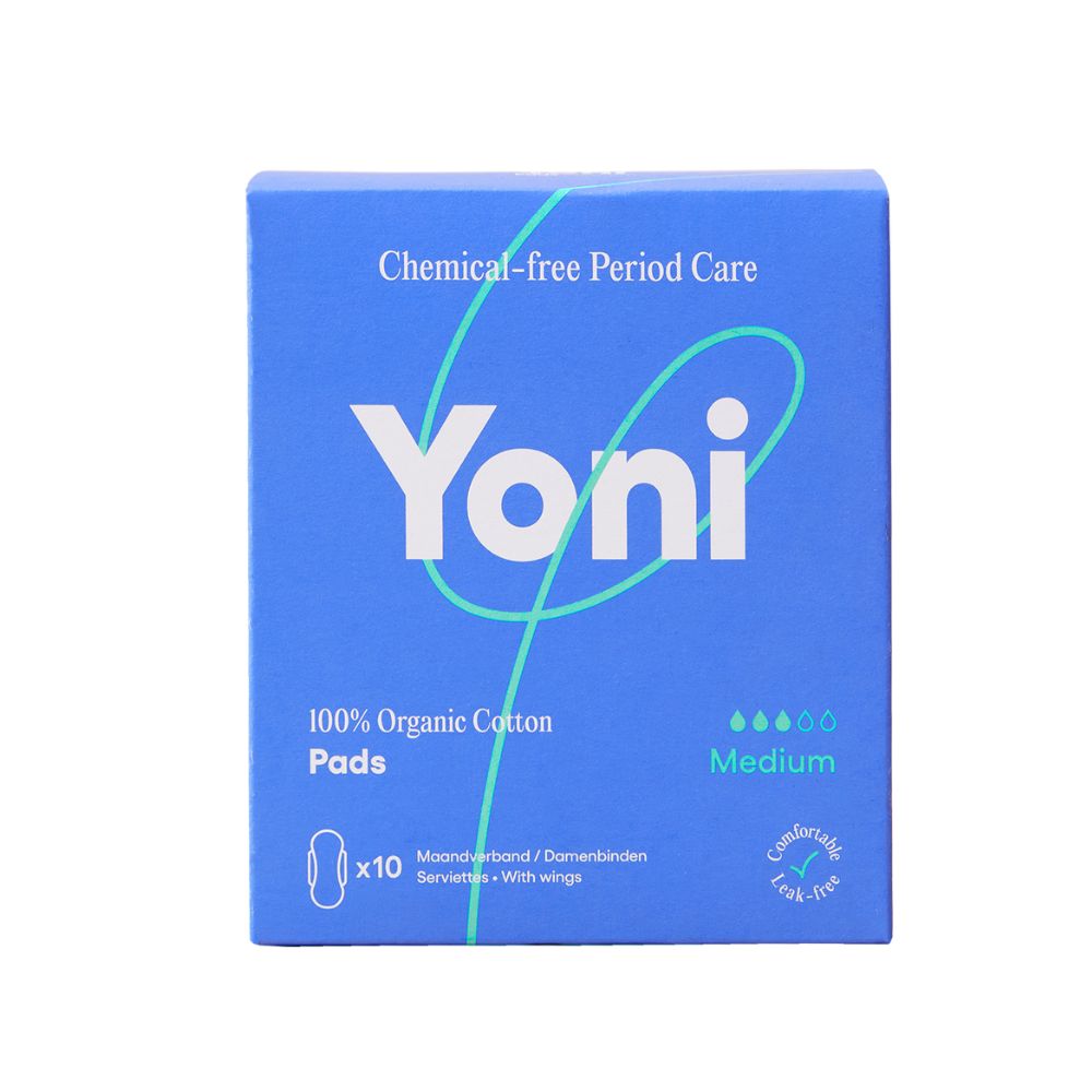 Blauwe doos met Yoni-logo. Opschrift: Chemical-free Period Care, 100% Organic Cotton Pads, Medium.