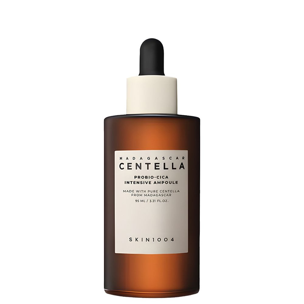 Bruine glazen fles met druppelaar en etiket: Madagascar Centella Probio-Cica Intensive Ampoule.