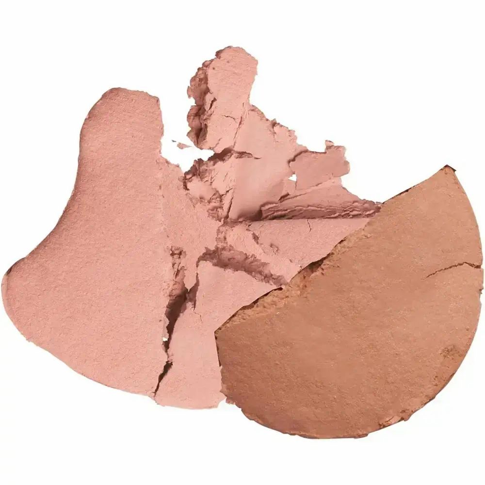 Gebroken blush in twee tinten: een groot, roze deel en een kleiner, bruinachtig deel.