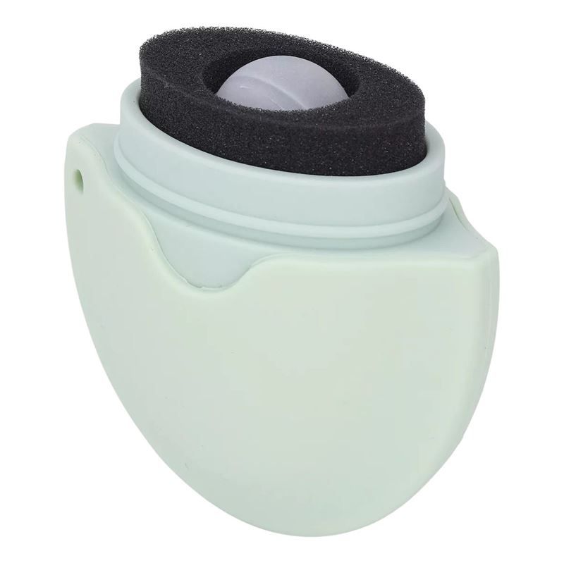Applicateur vert clair avec éponge noire et bille. L'applicateur est de forme ovale et possède une petite ouverture.
