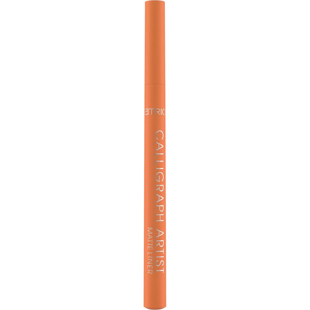 Eyeliner orange avec texte CALLIGRAPH ARTIST MATTE LINER. Le stylo est cylindrique.