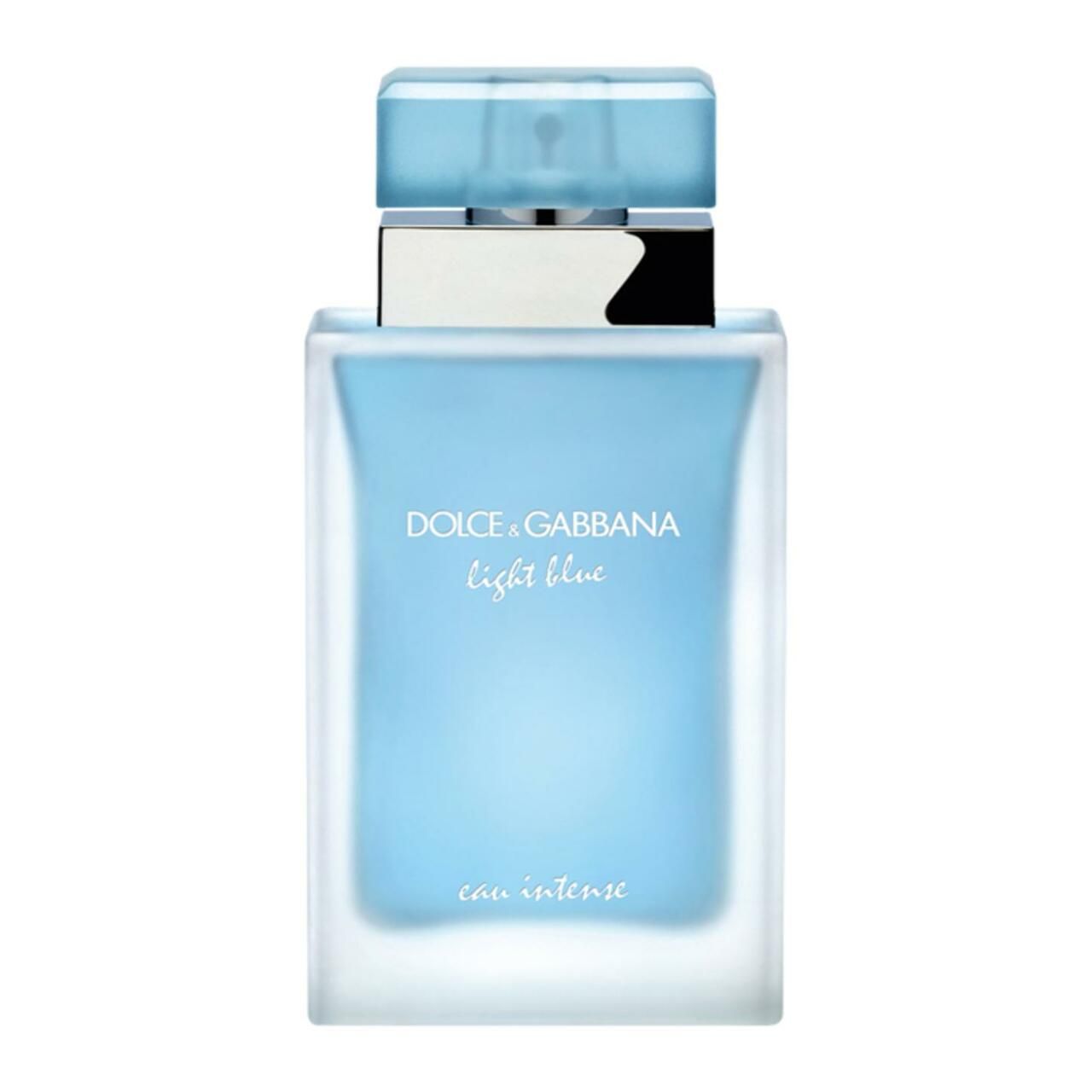 Lichtblauwe parfumfles. Opschrift: Dolce & Gabbana Light Blue Eau Intense. Fles met zilveren dop.
