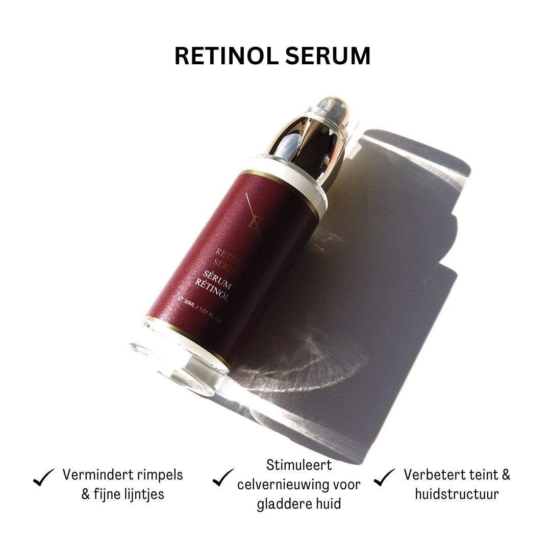 Flacon de sérum au rétinol avec texte. Flacon avec pompe doseuse, étiquette rouge avec texte doré. Texte: Sérum Rétinol, améliore la peau.