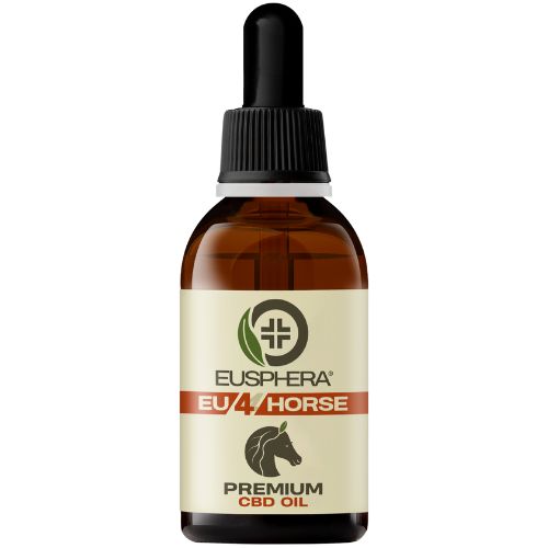 Bruine glazen fles met zwarte druppelaar. Opschrift EU4HORSE, Premium CBD Oil. Logo en productnaam.