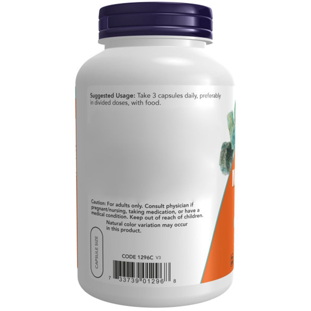 Dos d'une bouteille de complément alimentaire blanche avec bouchon bleu. Étiquette orange avec texte et code-barres.