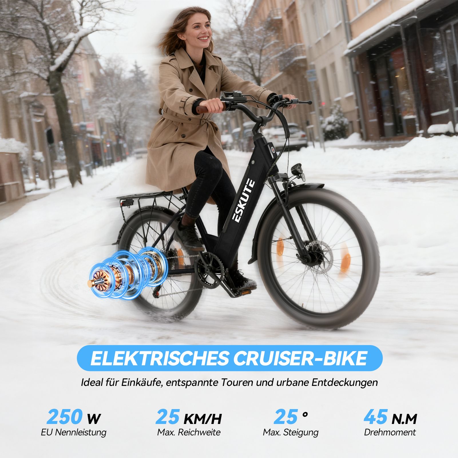 Een vrouw rijdt op een zwarte elektrische cruiserfiets. De tekst toont: 250W vermogen, 25 km/h bereik, 25° helling, 45 N.M koppel.