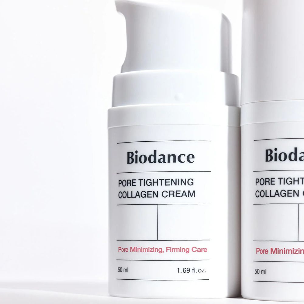 Twee witte flessen met "Biodance Pore Tightening Collagen Cream". 50 ml.