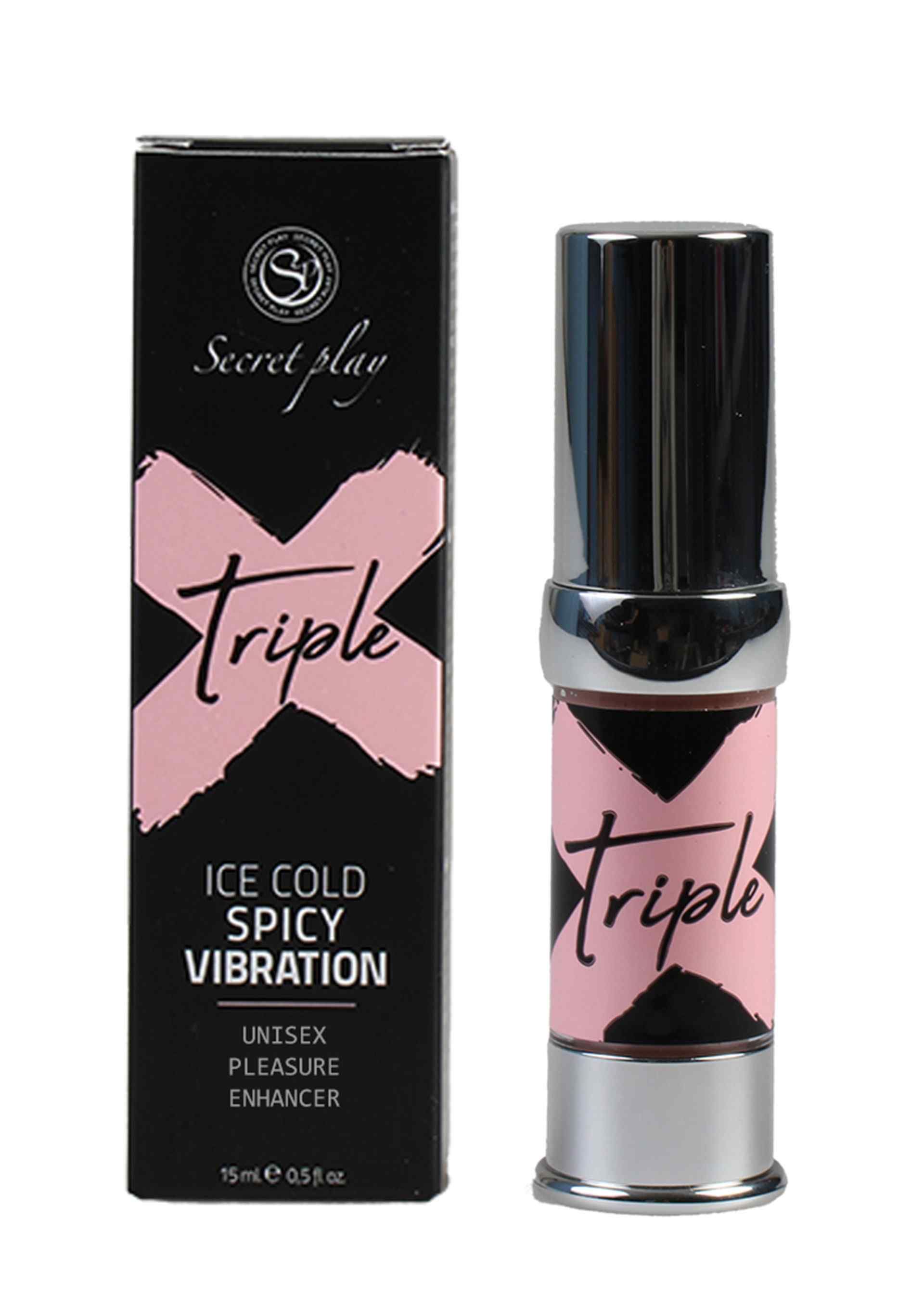 Zwarte verpakking en fles. Opschrift "Secret Play Triple". Roze X-design. Tekst: Ice Cold Spicy Vibration. Unisex Pleasure Enhancer.