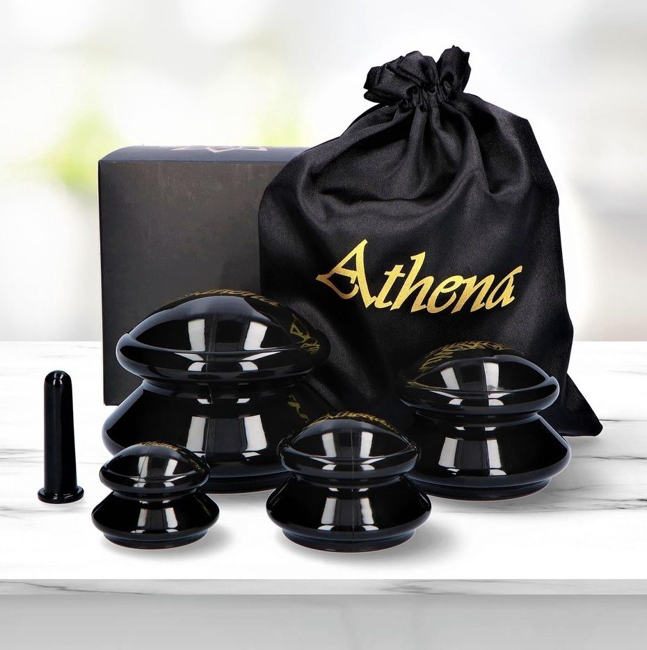 Ensemble noir de ventouses, sac, boîte et accessoire. Ventouses avec logo.
