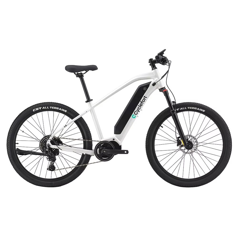 VTT électrique blanc avec cadre et pneus noirs. Cyclefort est inscrit sur le cadre.
