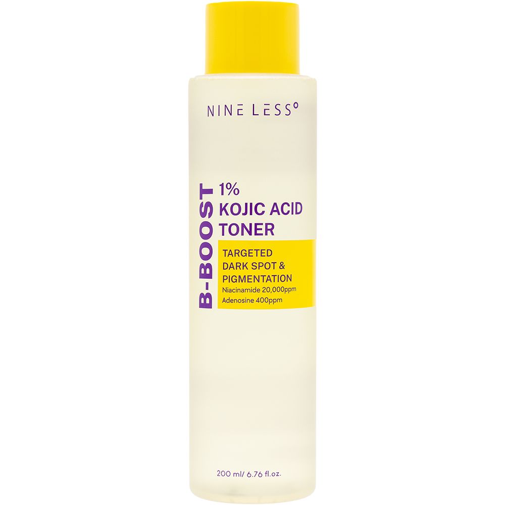 Flacon de toner avec bouchon jaune. Inscription: NINE LESS, B-Boost, 1% Kojic Acid Toner. 200 ml.