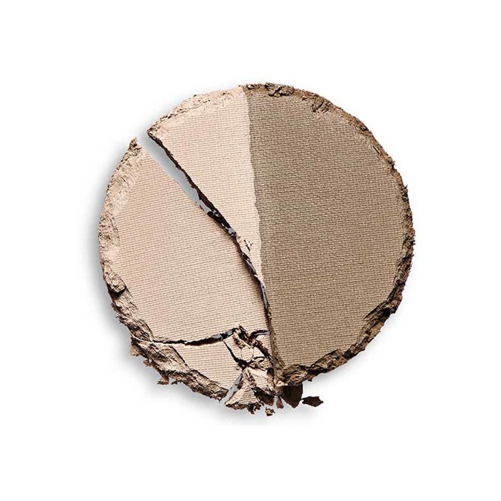 Poudre à sourcils ronde, cassée en trois parties. Teintes claires et foncées.