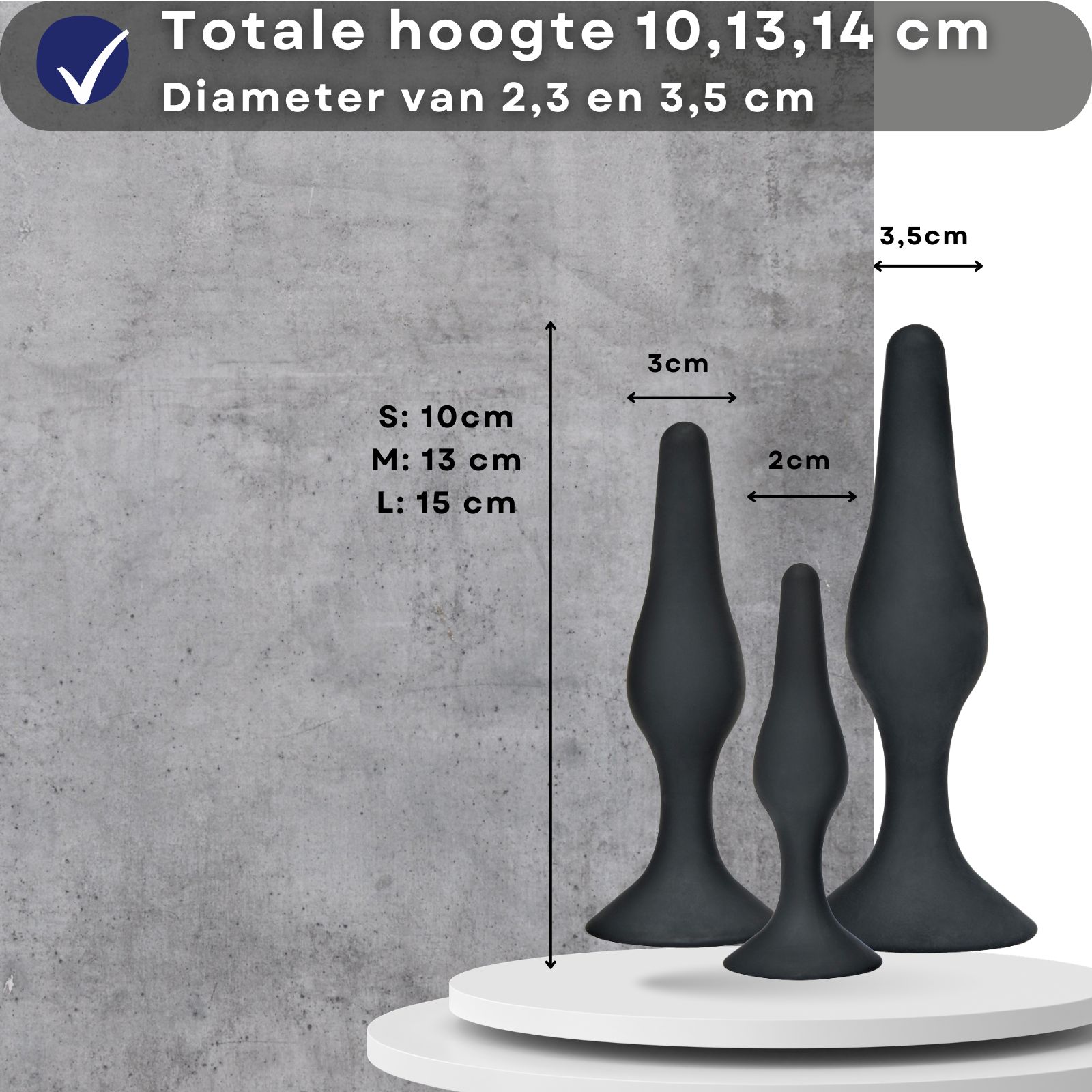 Drie zwarte anale plugs. Maten: 10, 13, 15 cm. Diameters: 2, 3, 3,5 cm. Gemaakt van siliconen.
