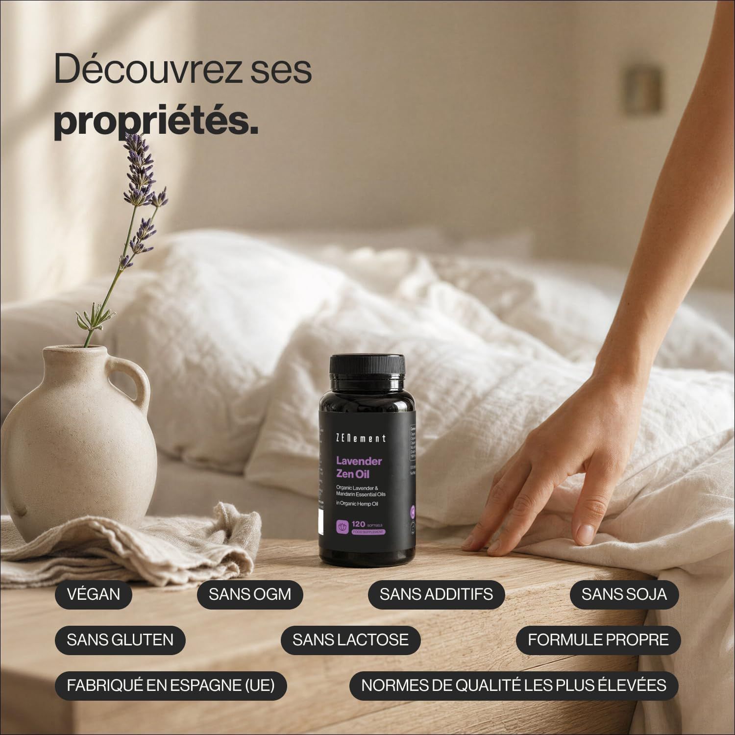 Bouteille noire de capsules d'huile de lavande zen. Contient 120 capsules. Végétalien, sans OGM, sans additifs, sans soja, sans gluten, sans lactose.