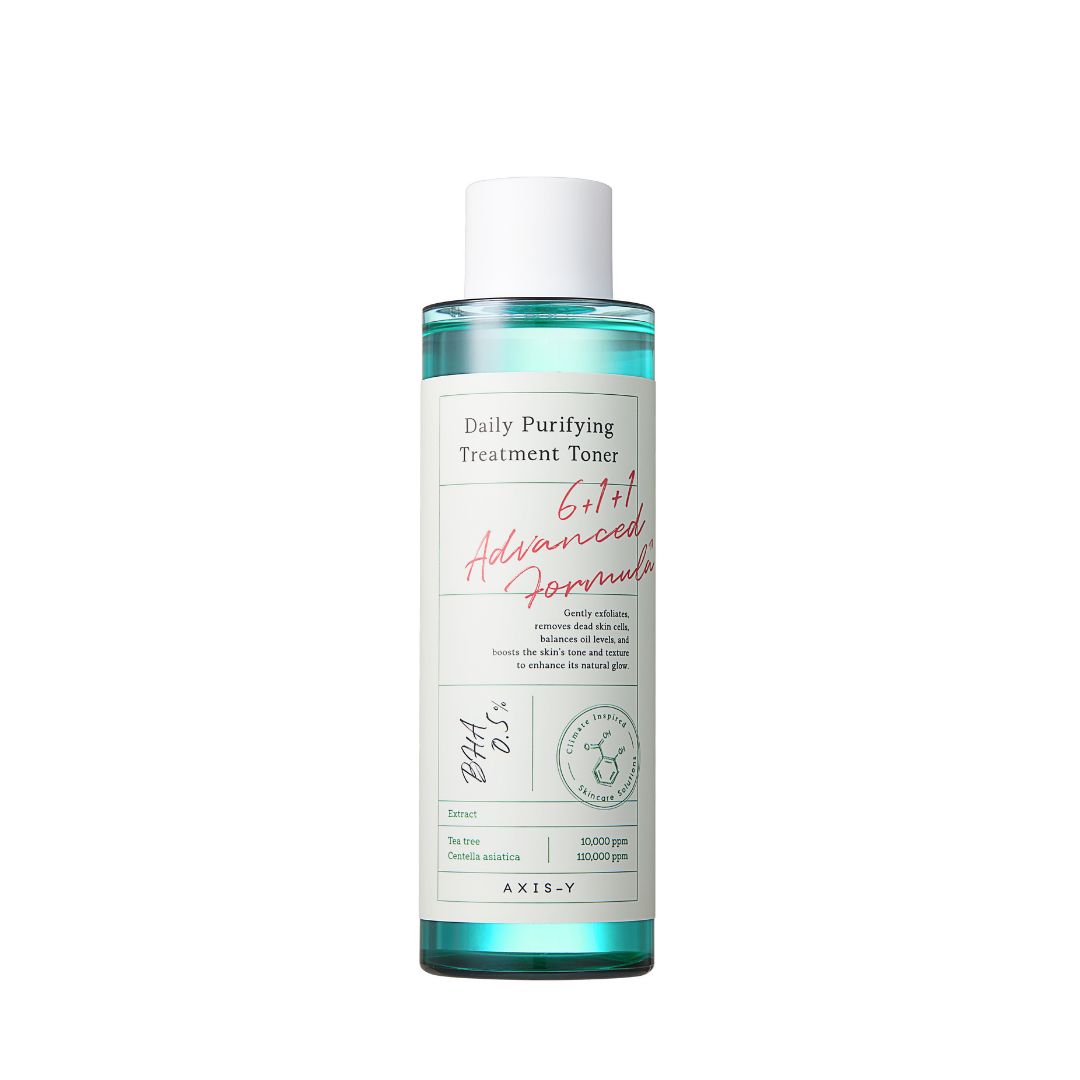 Fles AXIS-Y Daily Purifying Treatment Toner. Witte dop, groene vloeistof, wit etiket met tekst. Opschrift: 6+1+1 Advanced Formula.